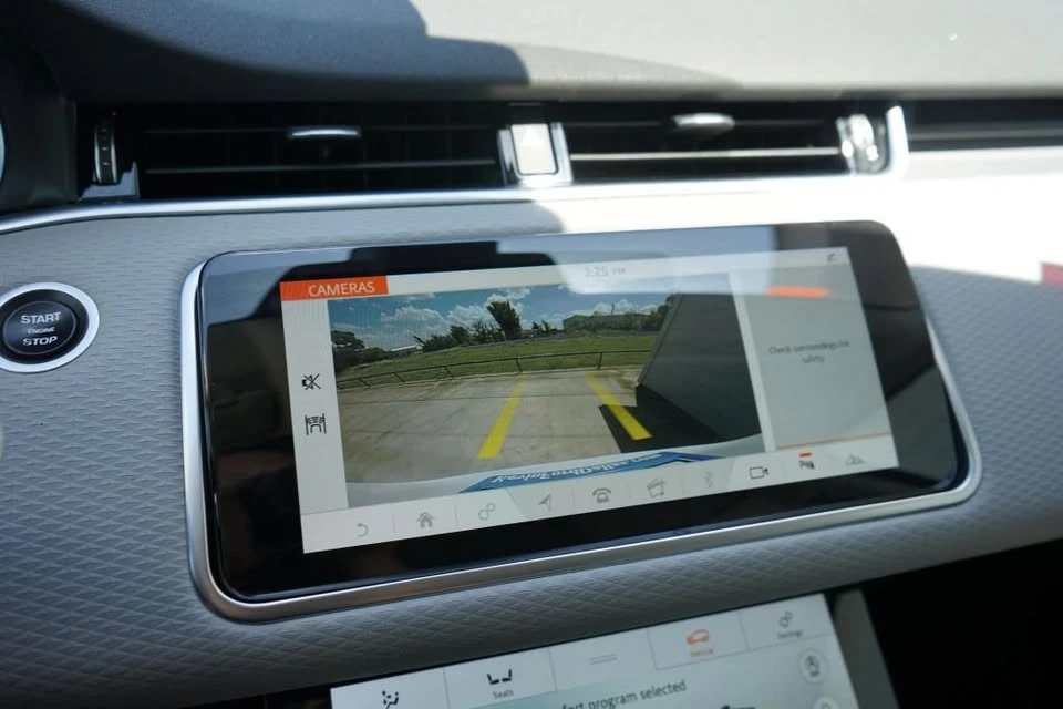 2020 Land Rover Range Rover Evoque 2nd Gen - Image 15 of 20