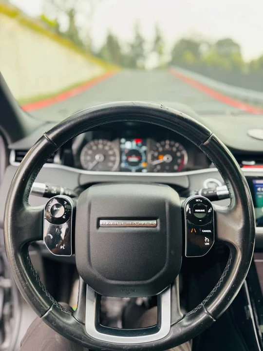 2020 Land Rover Range Rover Evoque 2nd Gen - Image 19 of 20