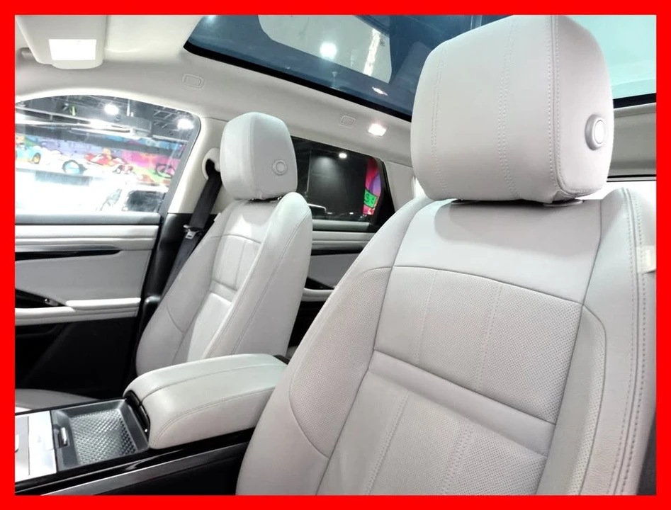 2020 Land Rover Range Rover Evoque 2nd Gen - Image 12 of 19