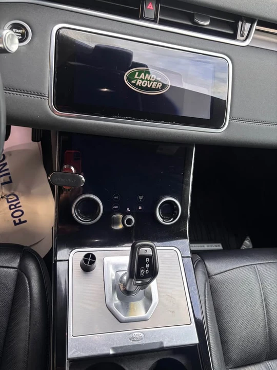 2020 Land Rover Range Rover Evoque 2nd Gen - Image 11 of 14