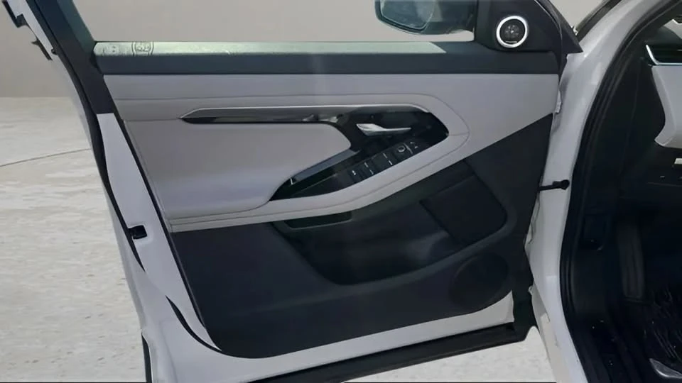 2020 Land Rover Range Rover Evoque 2nd Gen - Image 14 of 20