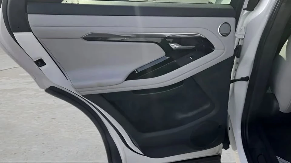 2020 Land Rover Range Rover Evoque 2nd Gen - Image 17 of 20