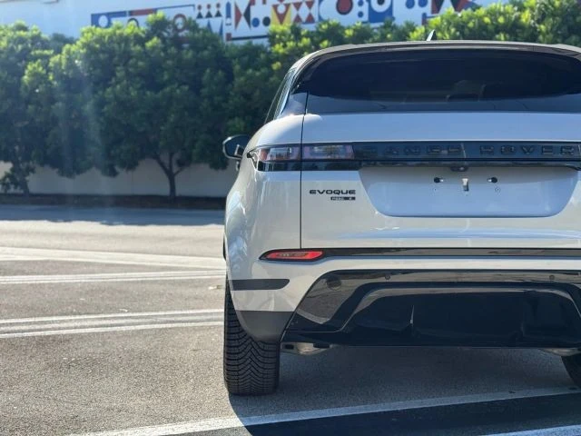2020 Land Rover Range Rover Evoque 2nd Gen - Image 16 of 21
