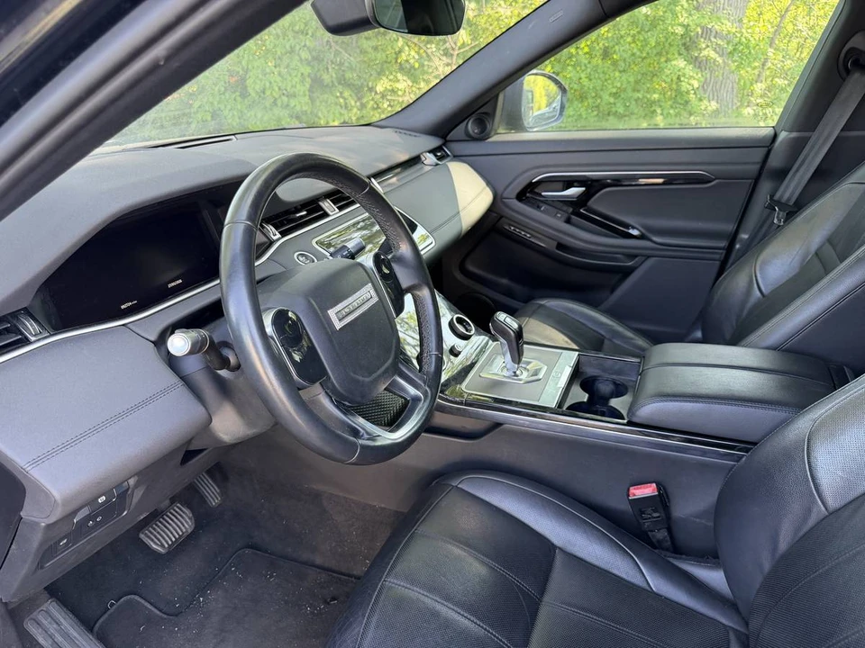 2020 Land Rover Range Rover Evoque 2nd Gen - Image 10 of 13