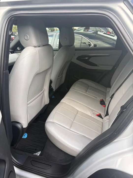 2020 Land Rover Range Rover Evoque 2nd Gen - Image 7 of 8