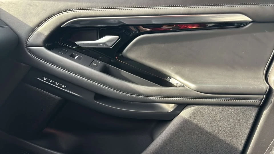 2020 Land Rover Range Rover Evoque 2nd Gen - Image 9 of 19