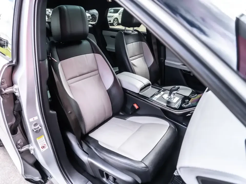2020 Land Rover Range Rover Evoque 2nd Gen - Image 19 of 20