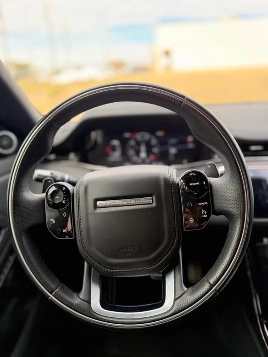2020 Land Rover Range Rover Evoque 2nd Gen - Image 11 of 13