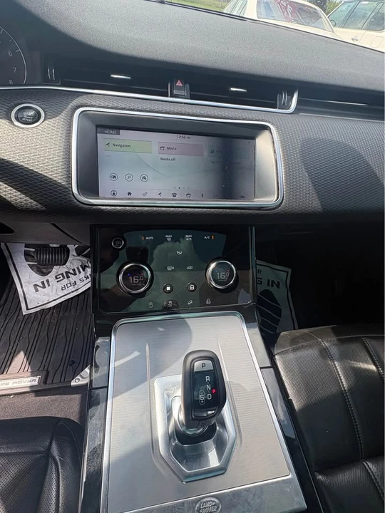 2020 Land Rover Range Rover Evoque 2nd Gen - Image 9 of 13