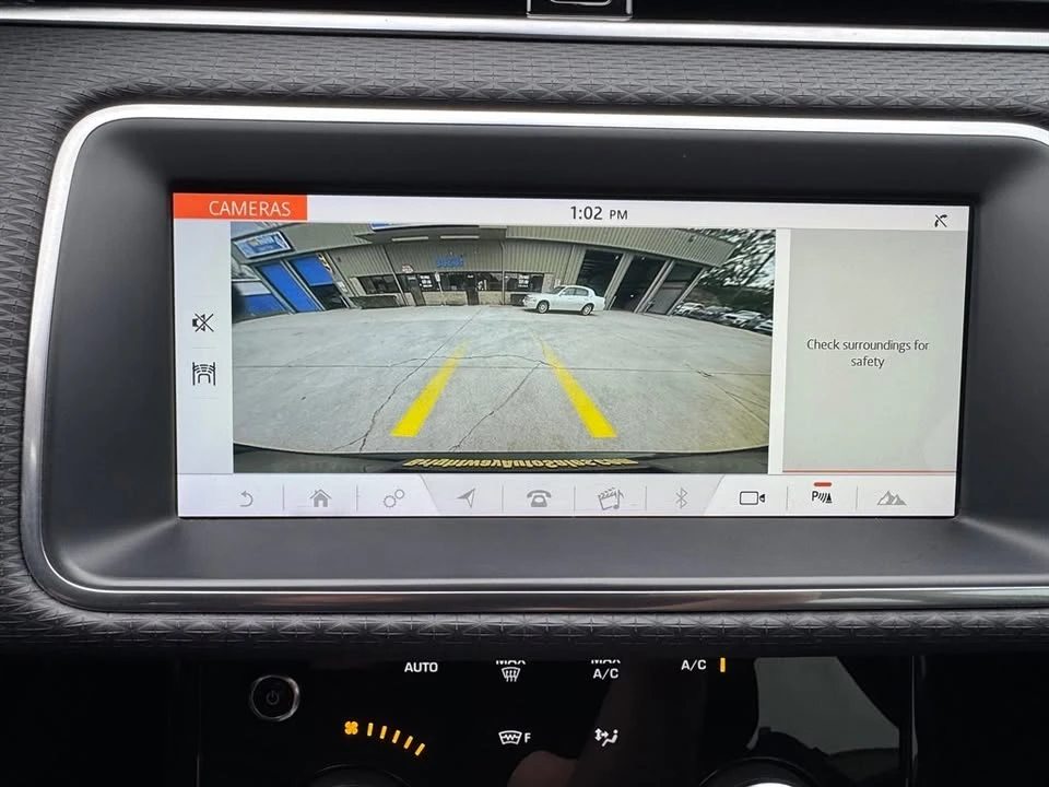 2020 Land Rover Range Rover Evoque 2nd Gen - Image 9 of 15