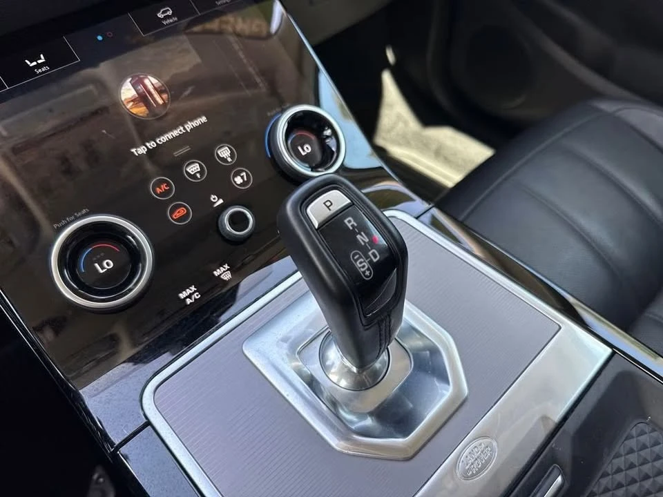 2020 Land Rover Range Rover Evoque 2nd Gen - Image 18 of 20