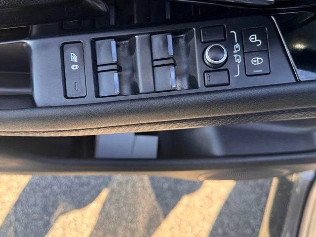 2020 Land Rover Range Rover Evoque 2nd Gen - Image 16 of 21