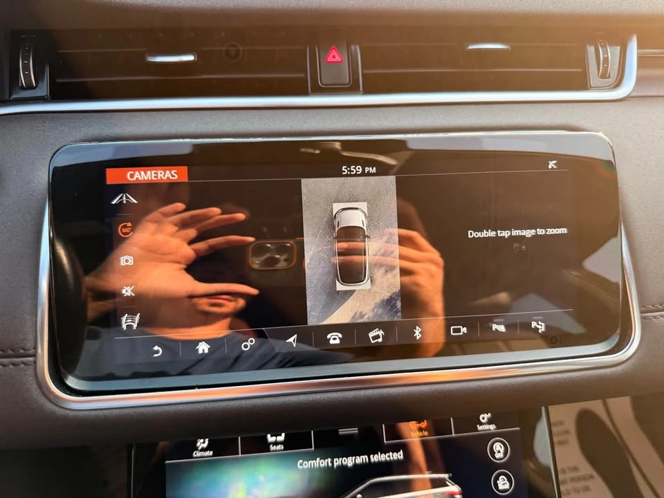 2020 Land Rover Range Rover Evoque 2nd Gen - Image 4 of 20