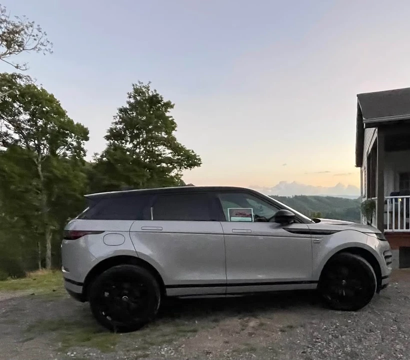 2020 Land Rover Range Rover Evoque 2nd Gen - Image 16 of 17