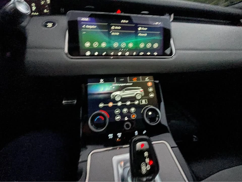 2020 Land Rover Range Rover Evoque 2nd Gen - Image 11 of 17