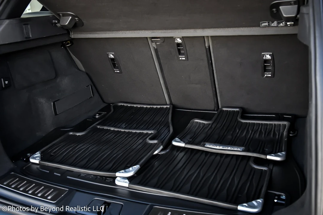 2020 Land Rover Range Rover L405 - Image 18 of 21
