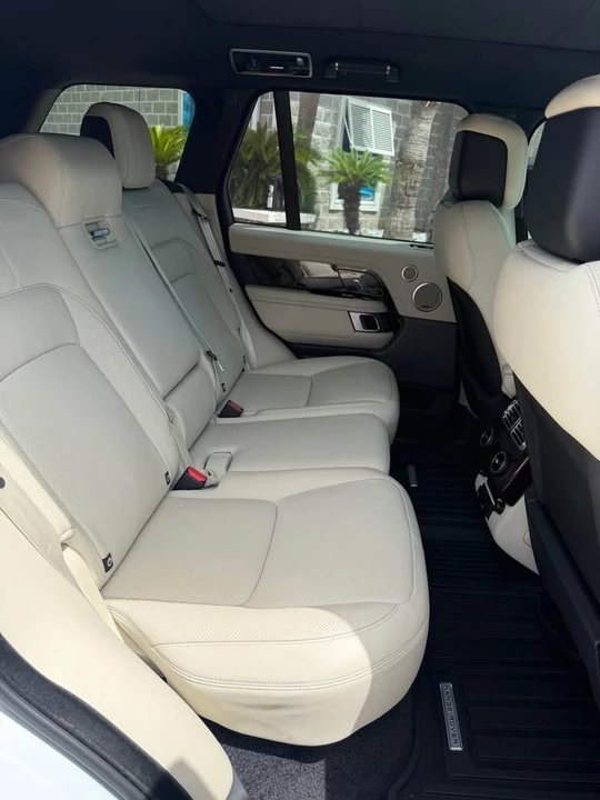 2020 Land Rover Range Rover L405 - Image 14 of 16