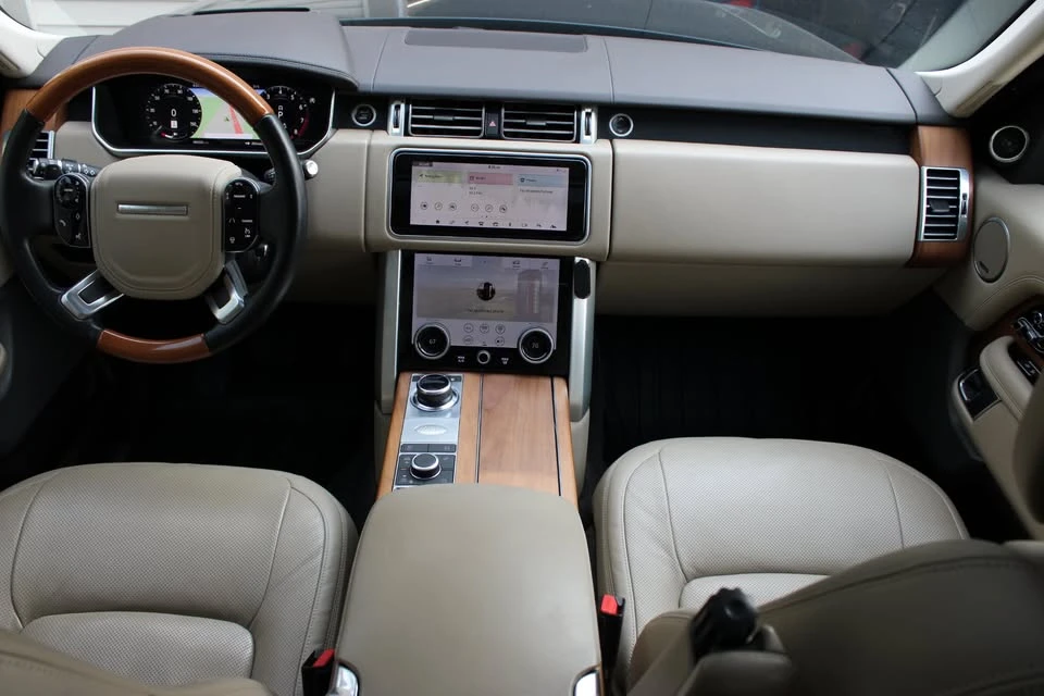2020 Land Rover Range Rover L405 - Image 11 of 20