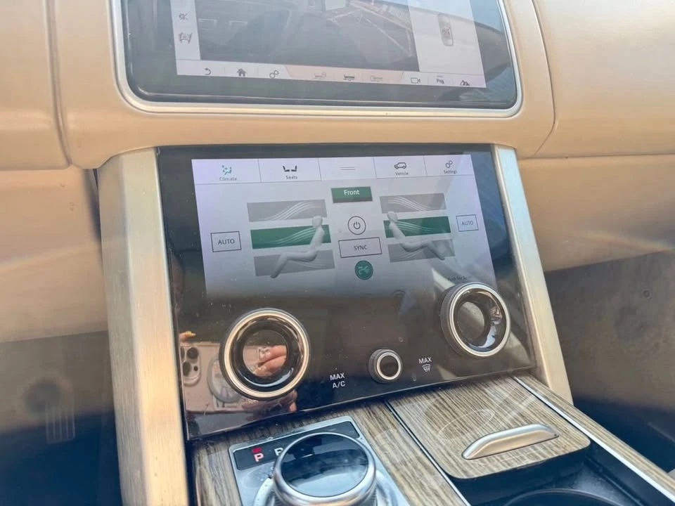 2020 Land Rover Range Rover L405 - Image 10 of 15