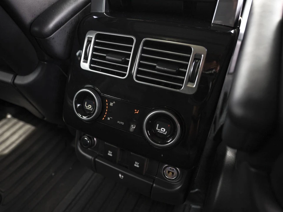 2020 Land Rover Range Rover L405 - Image 17 of 20