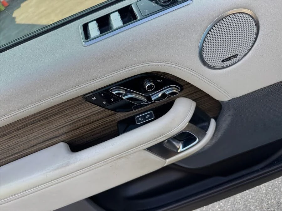 2020 Land Rover Range Rover L405 - Image 11 of 20