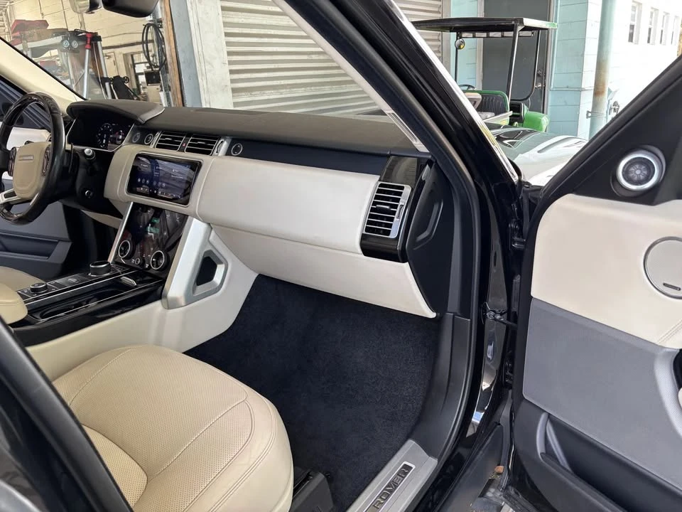 2020 Land Rover Range Rover L405 - Image 10 of 18