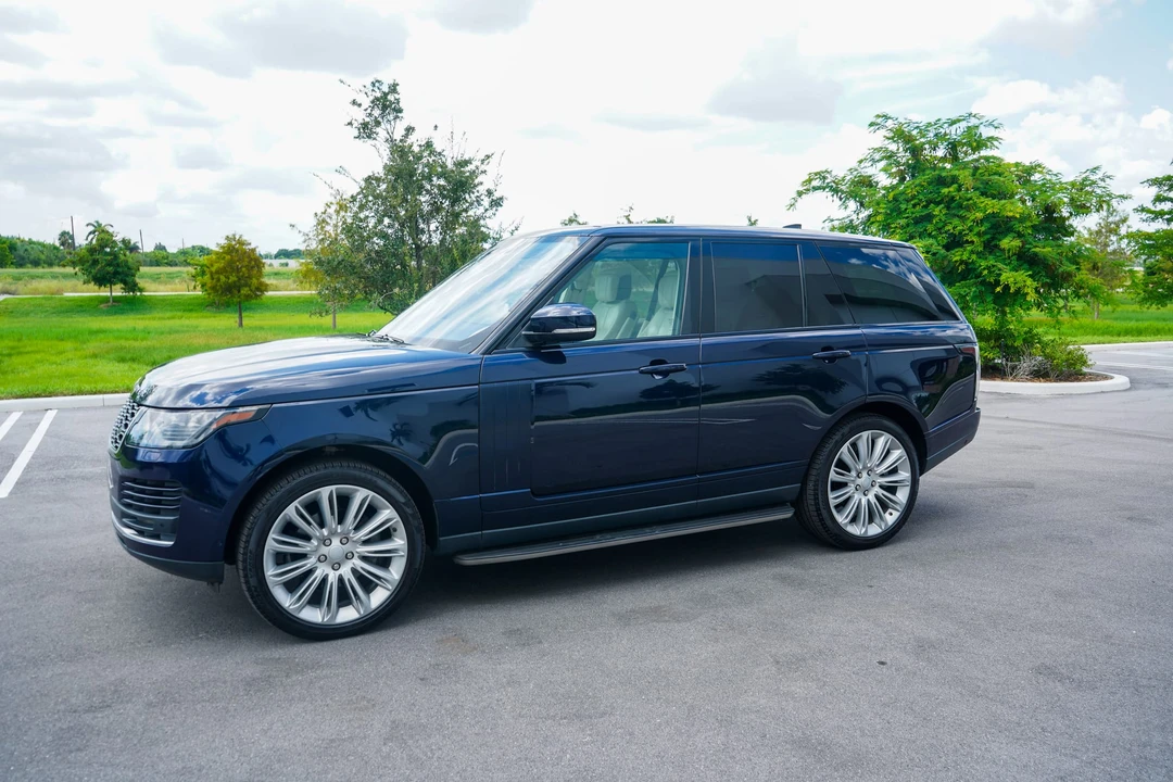 2020 Land Rover Range Rover L405 - Image 12 of 31
