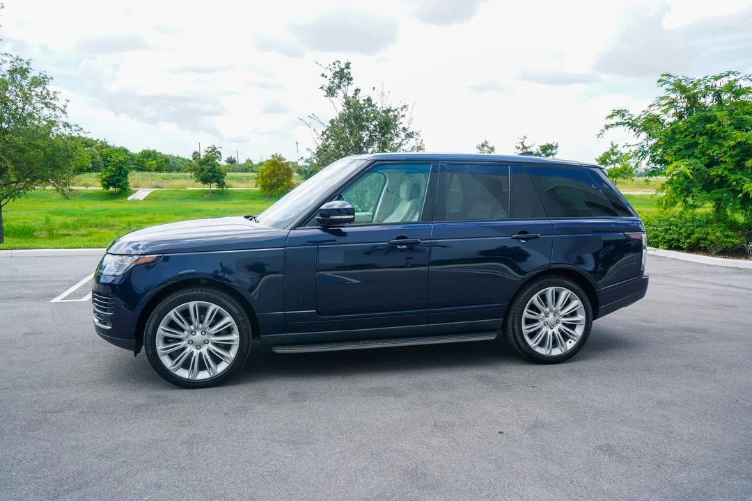 2020 Land Rover Range Rover L405 - Image 14 of 31