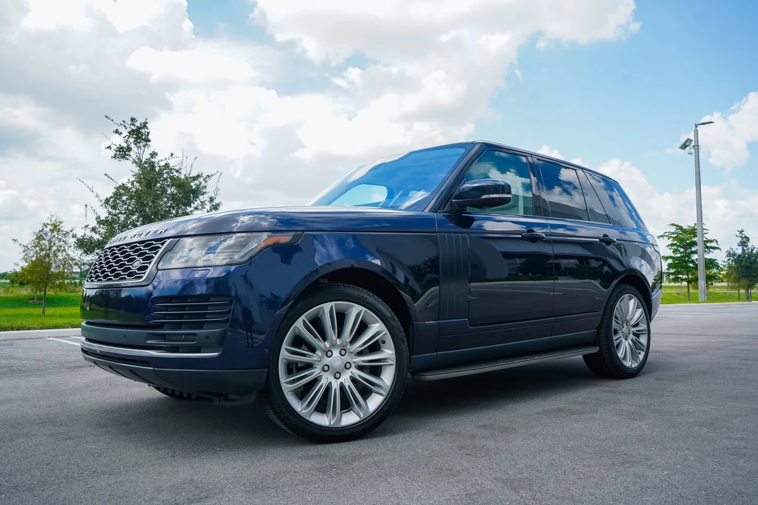 2020 Land Rover Range Rover L405 - Image 10 of 31