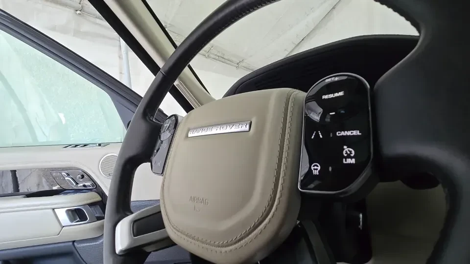 2020 Land Rover Range Rover L405 - Image 12 of 20