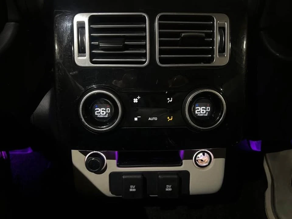 2020 Land Rover Range Rover L405 - Image 18 of 20