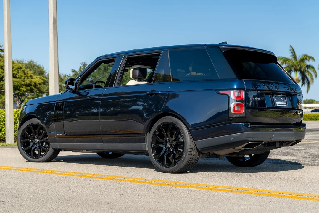 2020 Land Rover Range Rover L405 - Image 13 of 31
