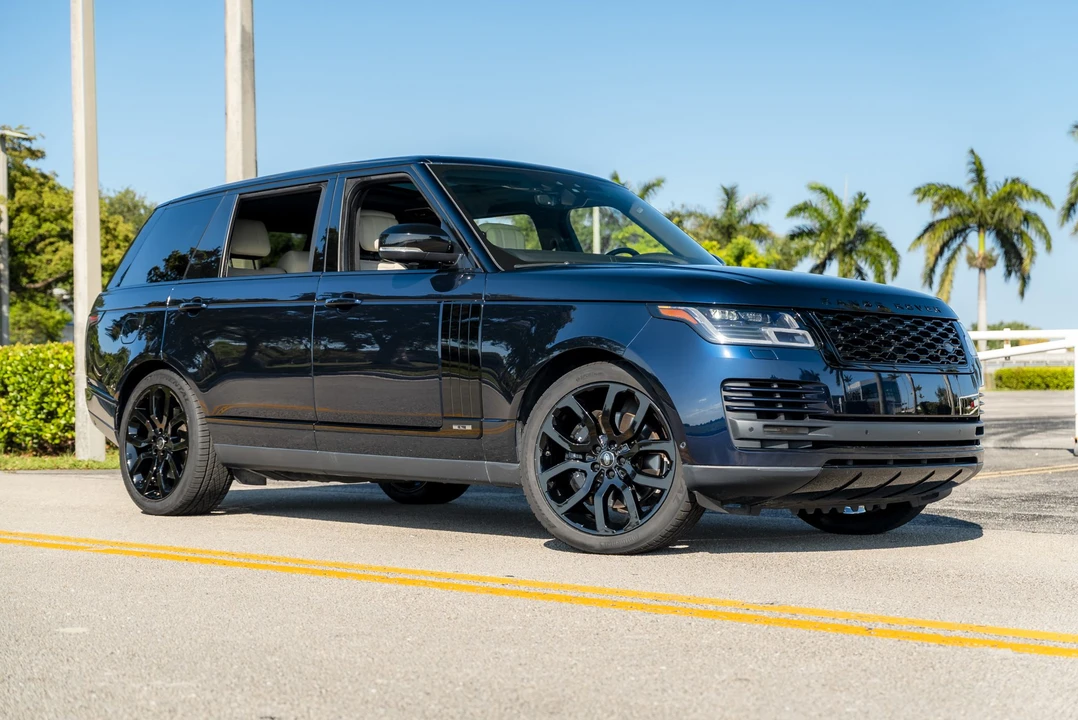 2020 Land Rover Range Rover L405 - Image 5 of 31