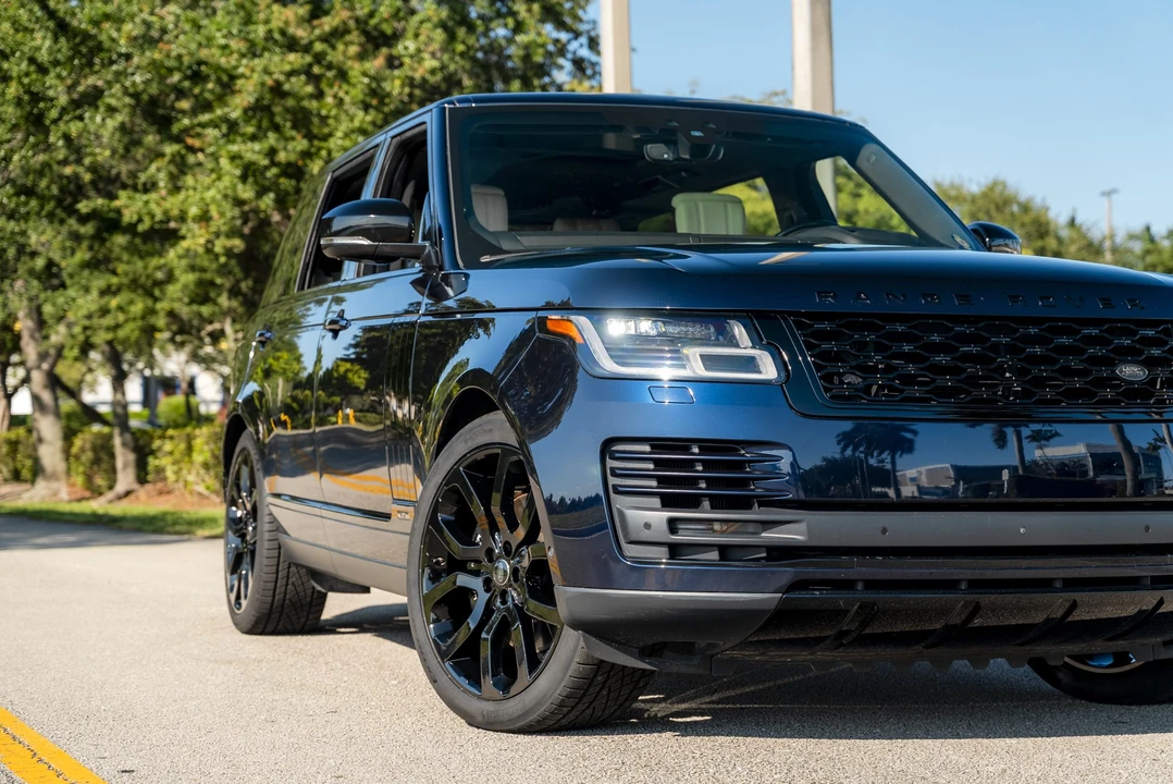 2020 Land Rover Range Rover L405 - Image 16 of 31