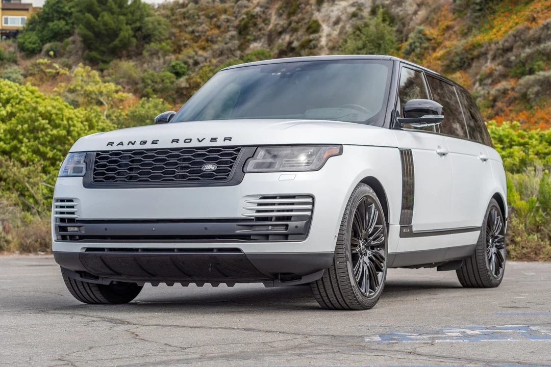 2020 Land Rover Range Rover L405 - Image 2 of 31