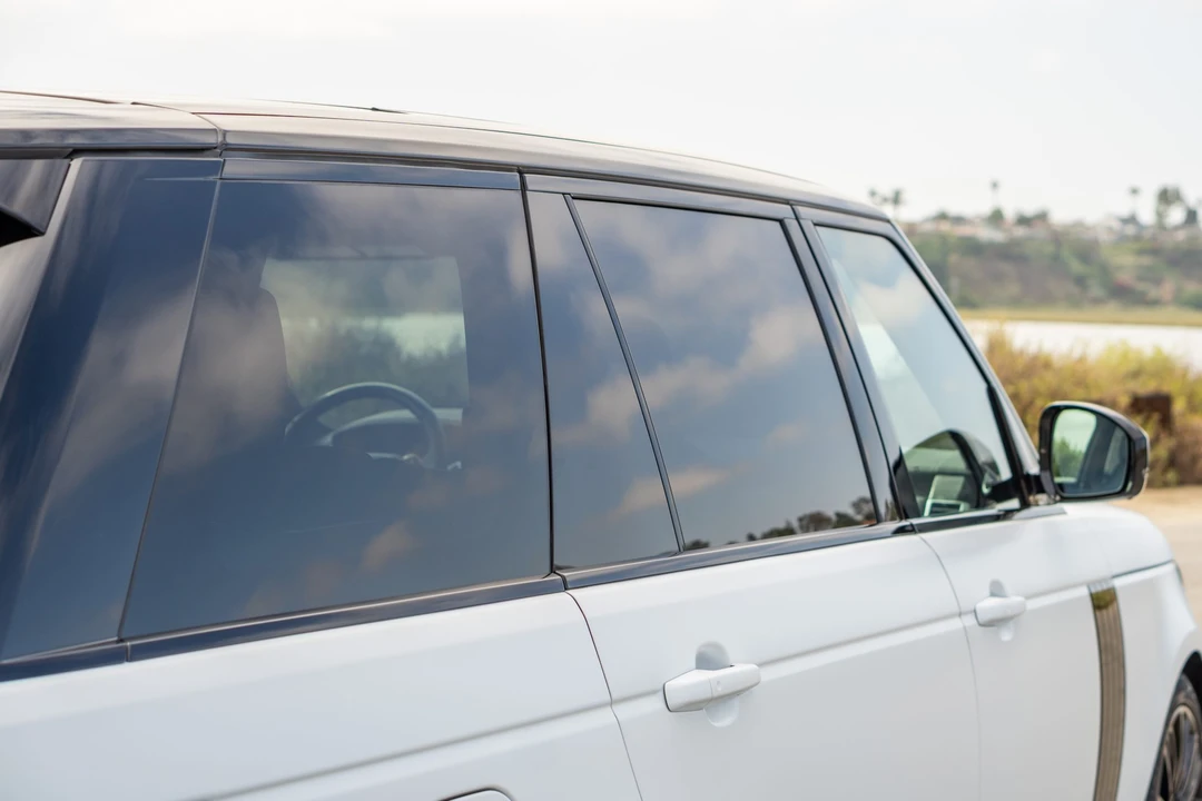 2020 Land Rover Range Rover L405 - Image 23 of 31