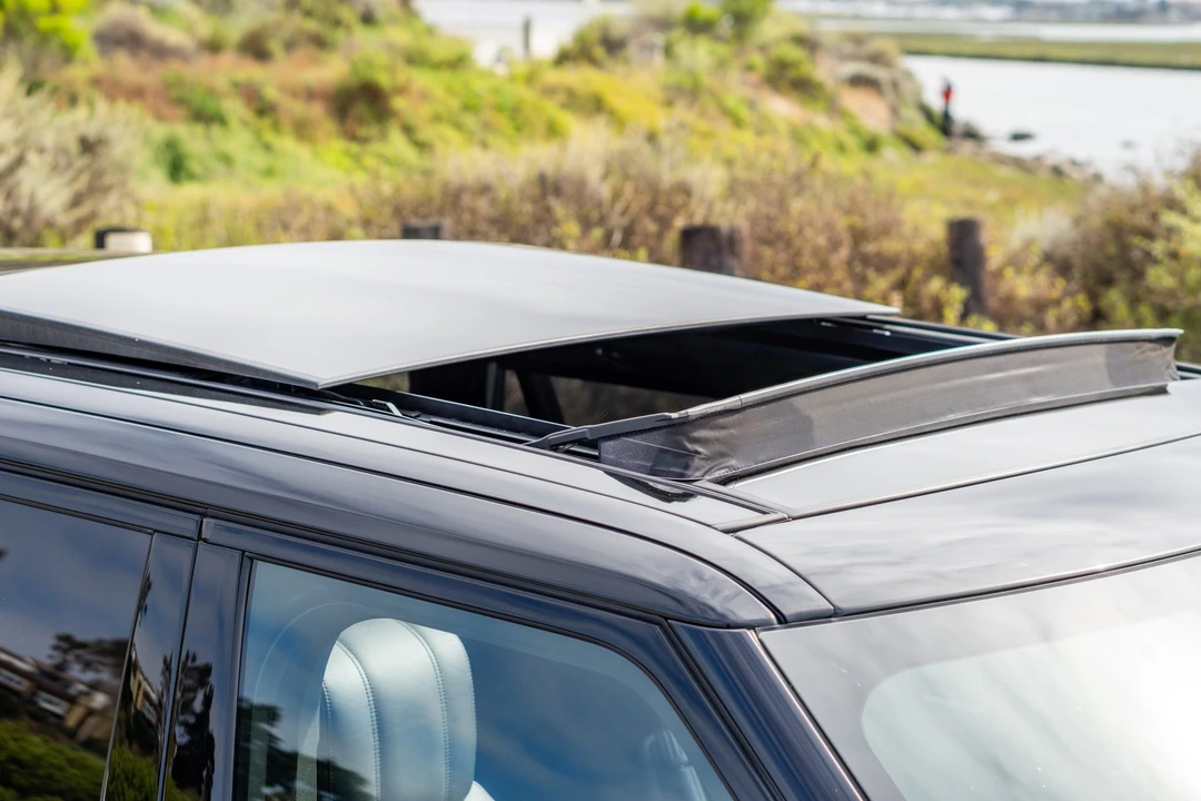 2020 Land Rover Range Rover L405 - Image 19 of 31