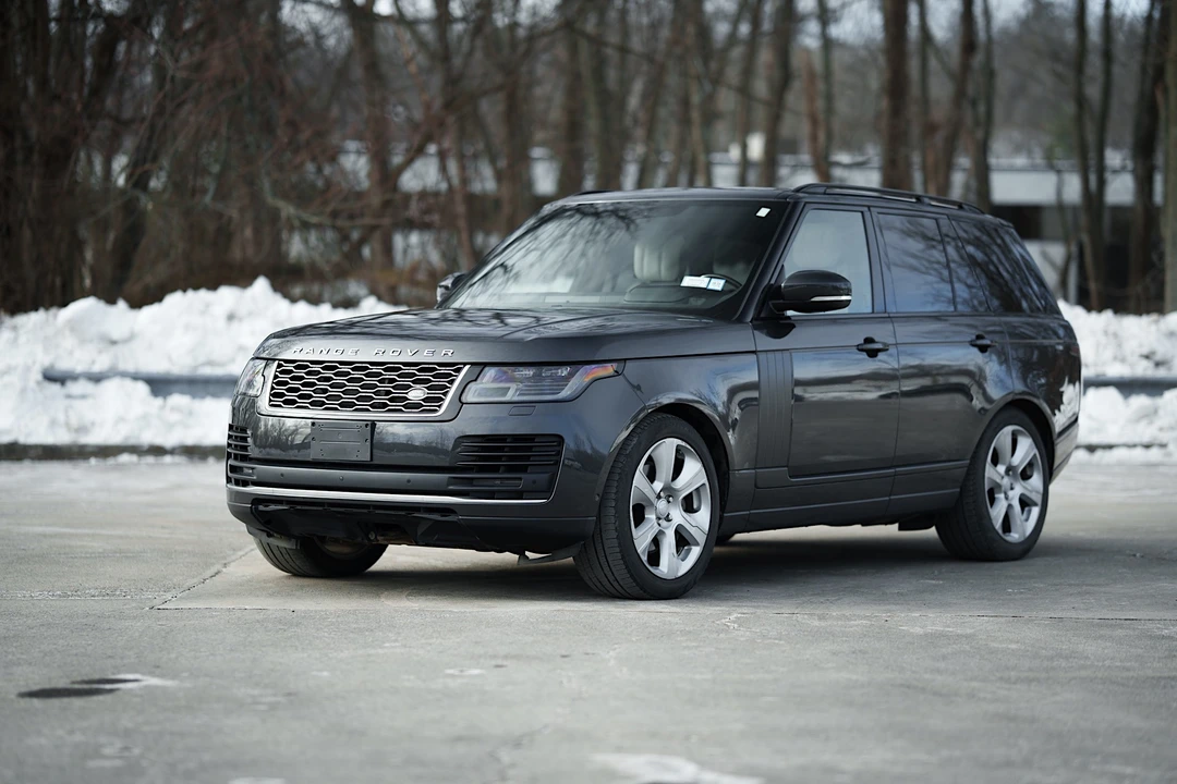 2020 Land Rover Range Rover L405 - Image 2 of 31