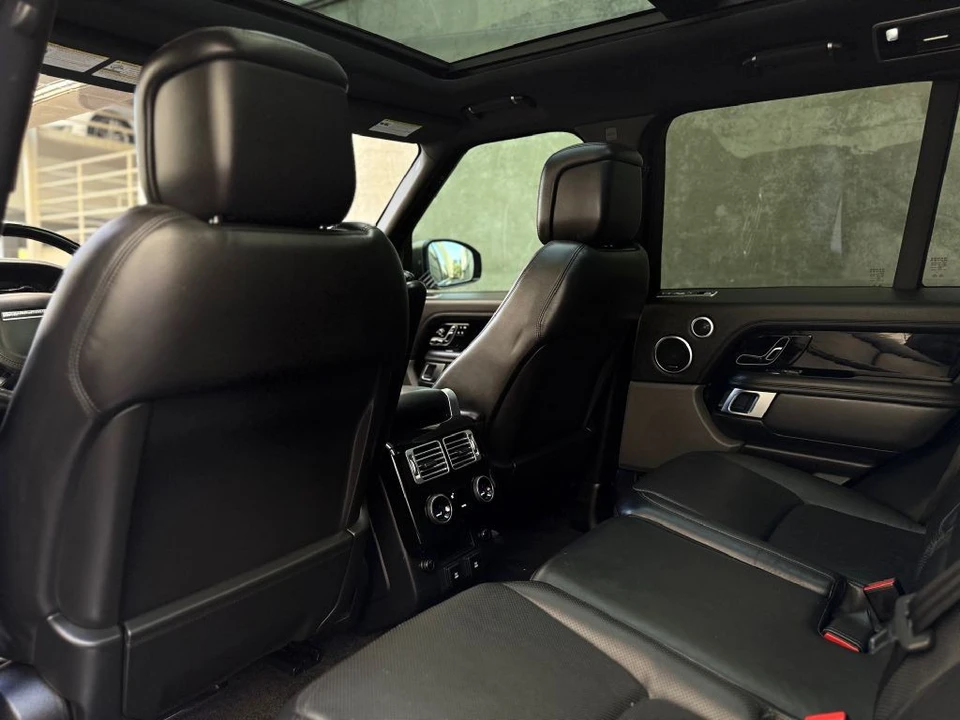 2020 Land Rover Range Rover L405 - Image 17 of 21
