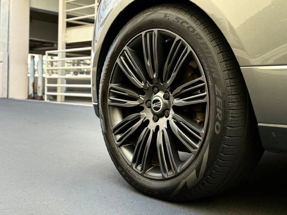 2020 Land Rover Range Rover L405 - Image 10 of 21