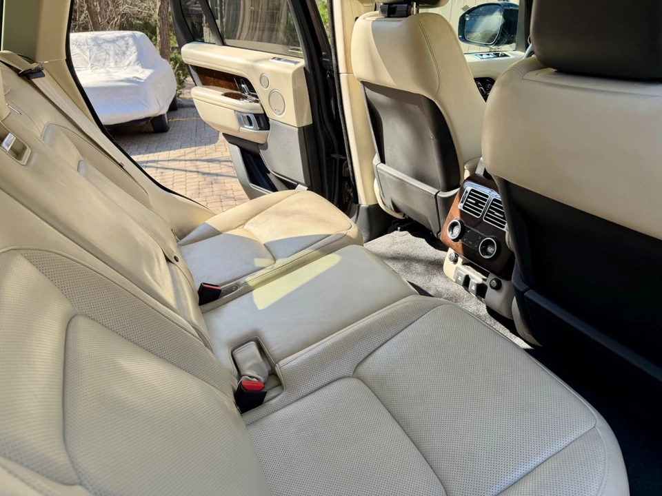 2020 Land Rover Range Rover L405 - Image 8 of 11