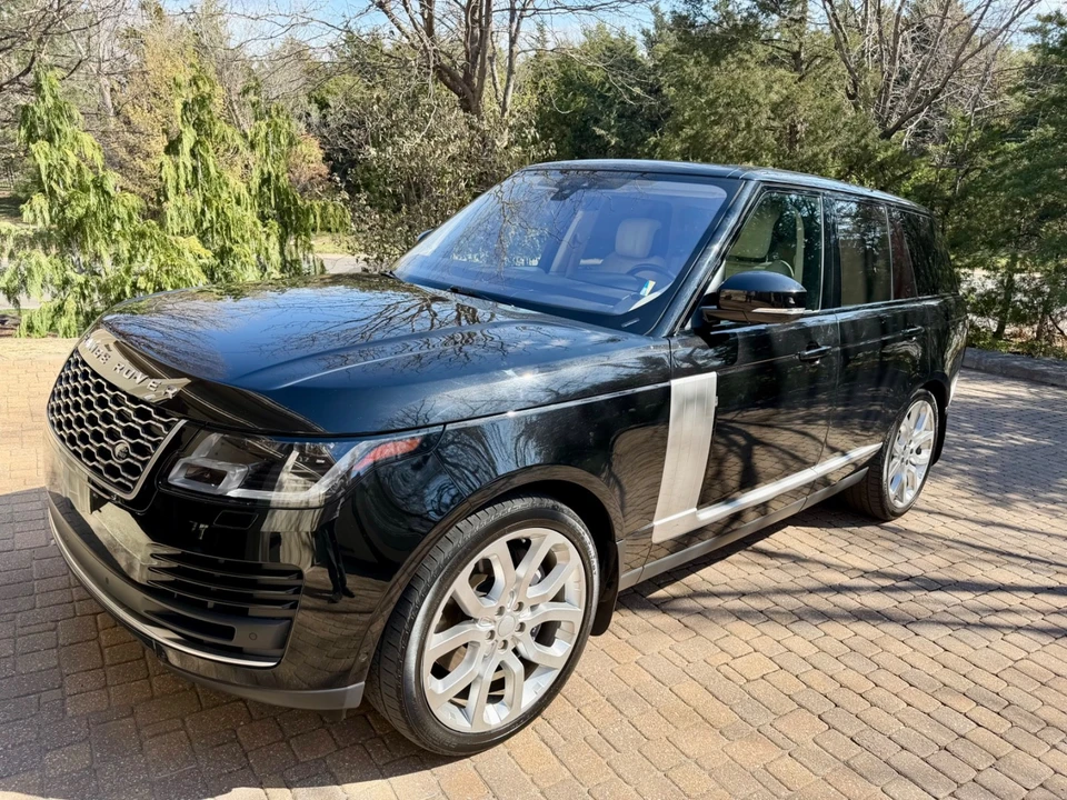 2020 Land Rover Range Rover L405 - Image 2 of 11