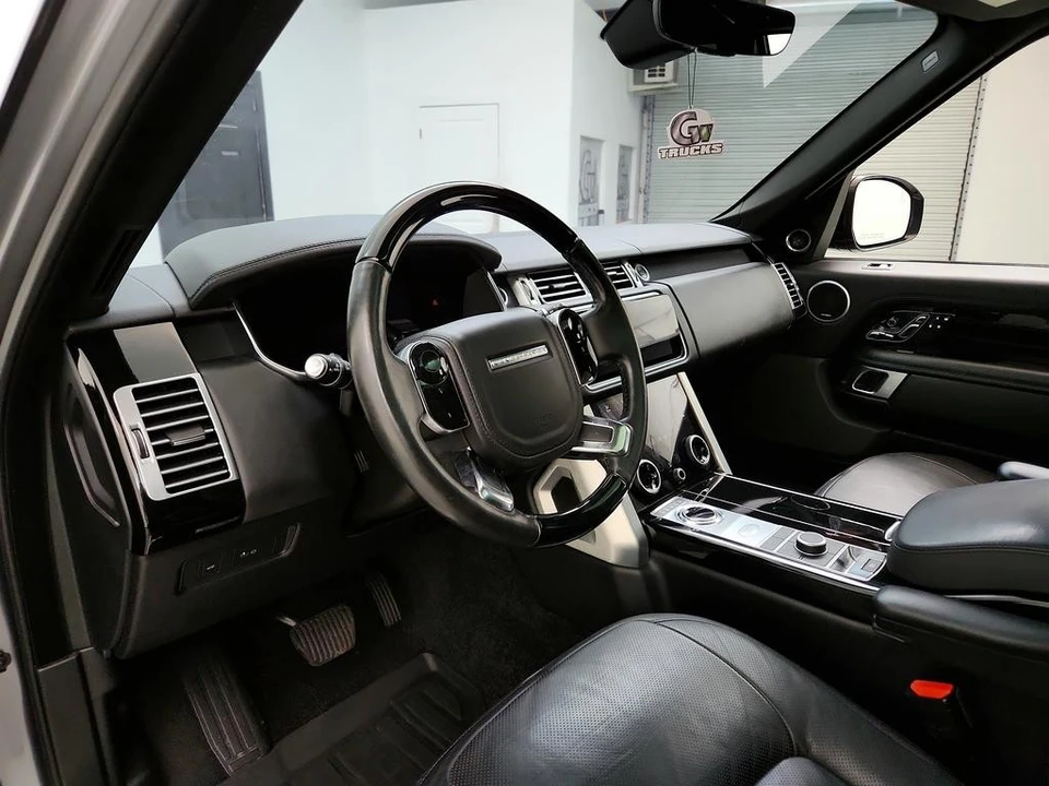 2020 Land Rover Range Rover L405 - Image 13 of 31