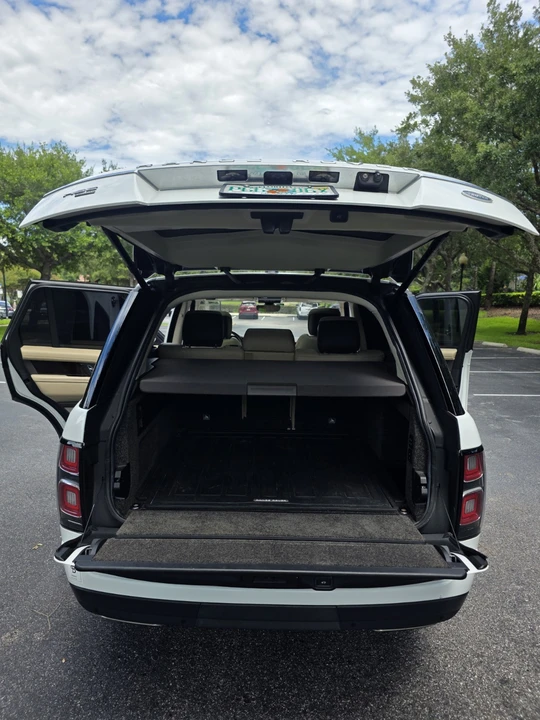 2020 Land Rover Range Rover L405 - Image 14 of 31