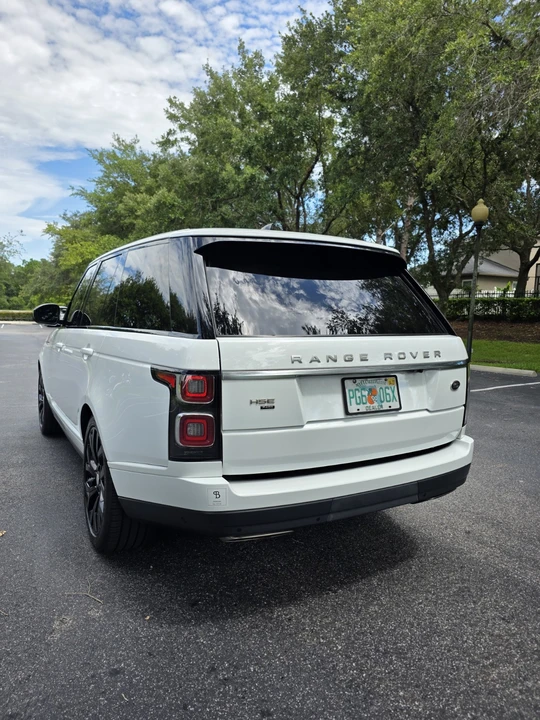 2020 Land Rover Range Rover L405 - Image 8 of 31