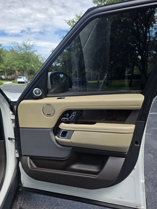 2020 Land Rover Range Rover L405 - Image 22 of 31