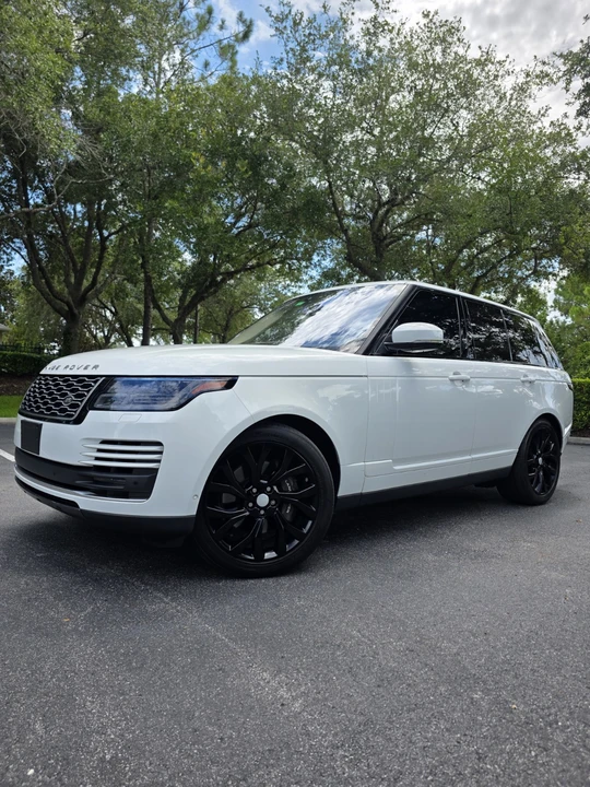 2020 Land Rover Range Rover L405 - Image 2 of 31