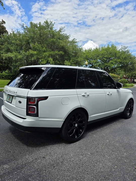 2020 Land Rover Range Rover L405 - Image 6 of 31