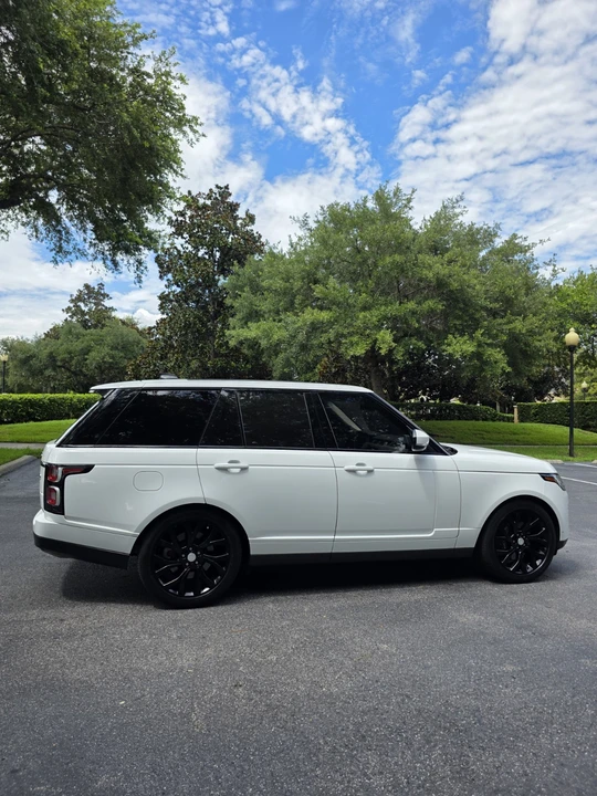 2020 Land Rover Range Rover L405 - Image 7 of 31
