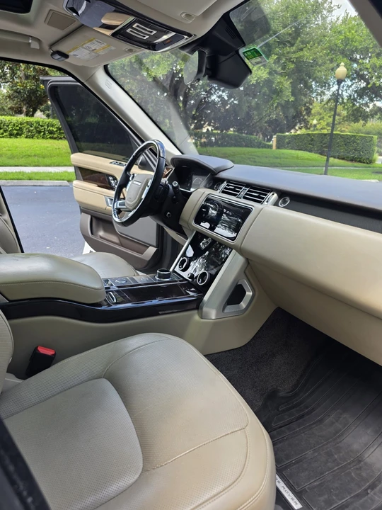 2020 Land Rover Range Rover L405 - Image 17 of 31